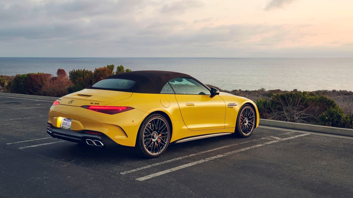 2022 Mercedes-AMG SL63 review-1