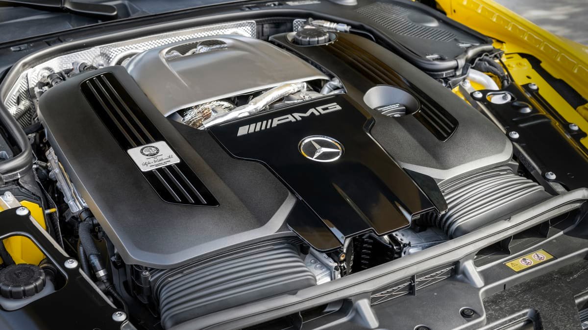 2022 Mercedes-AMG SL63 review-3