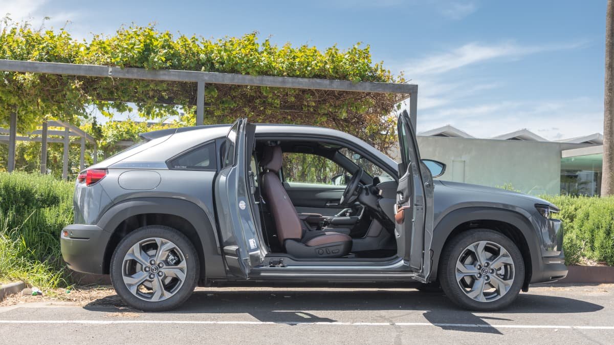 2021 Mazda MX-30 E35 Astina review-0