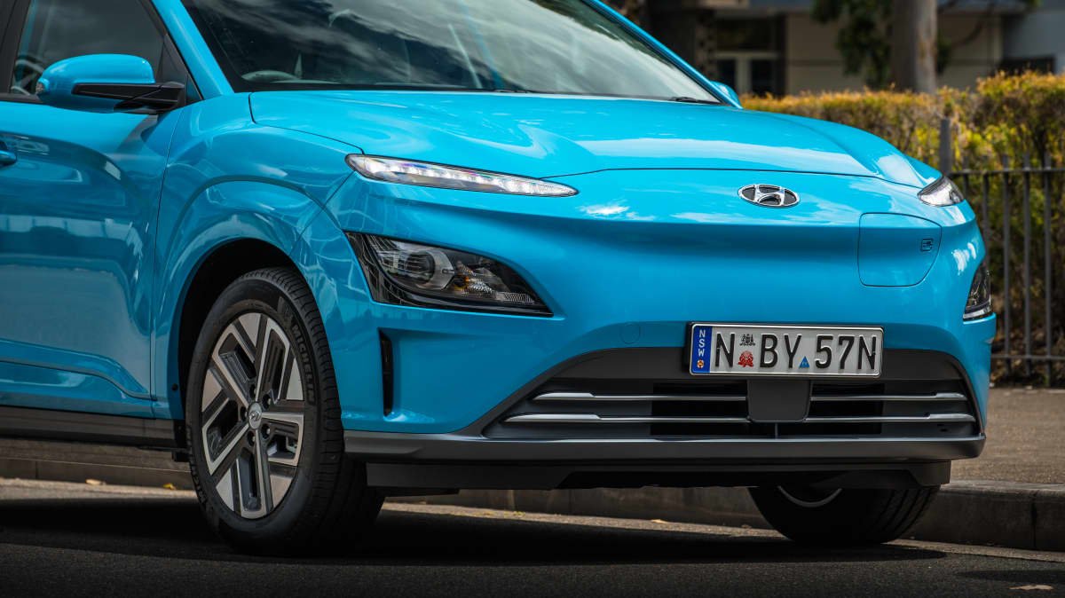 2022 Hyundai Kona Electric Elite Standard Range review-0