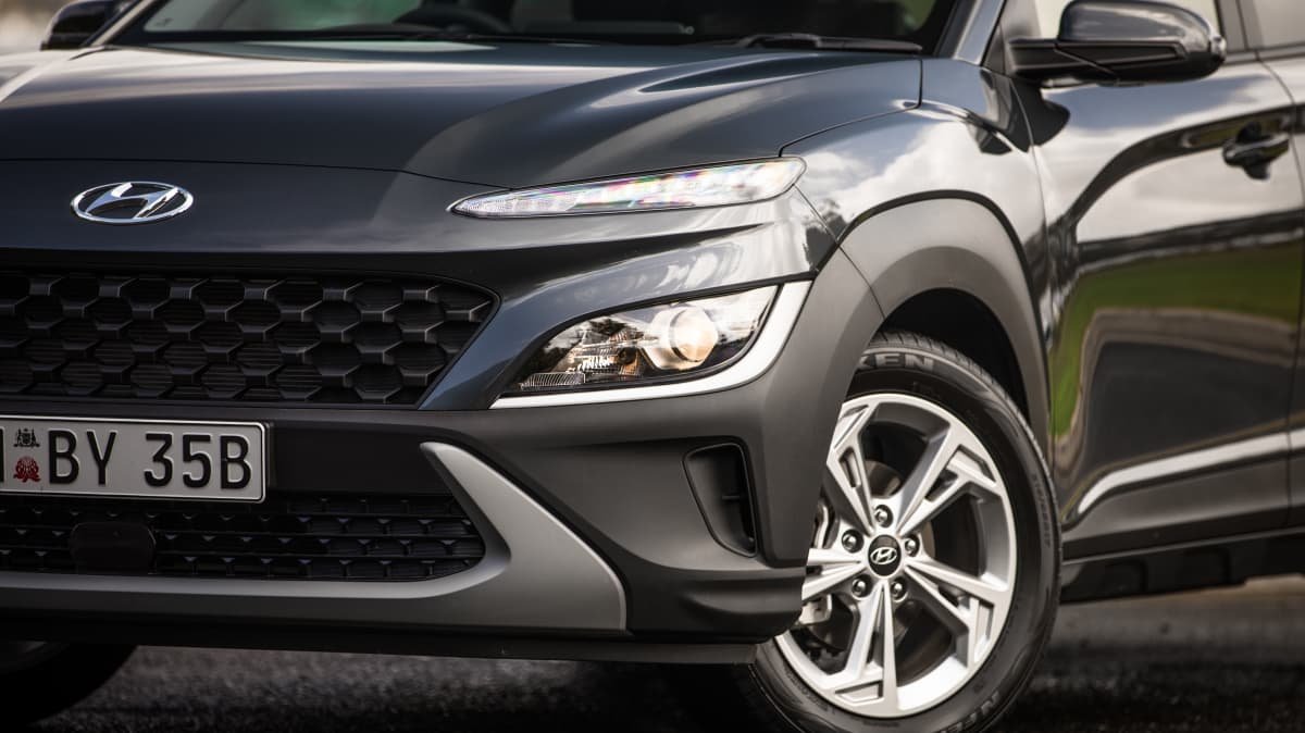 2021 Haval Jolion Ultra v Hyundai Kona Active comparison-1