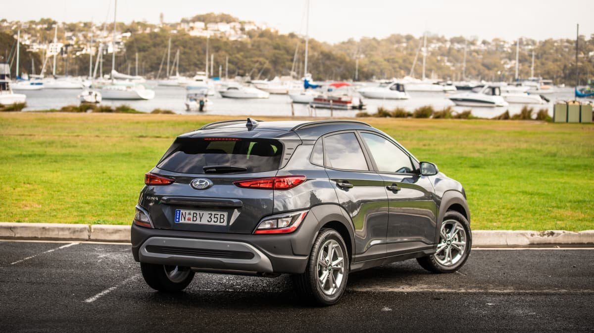 2021 Haval Jolion Ultra v Hyundai Kona Active comparison-1