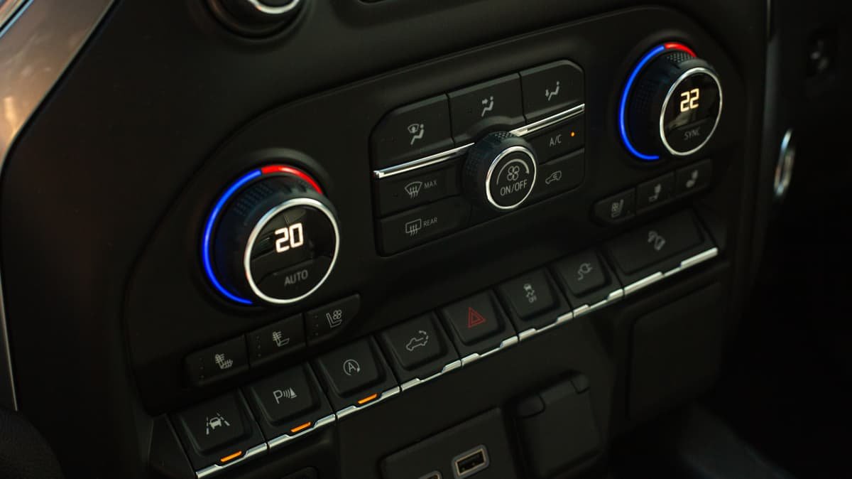 2021 Chevrolet Silverado LTZ Premium review-2