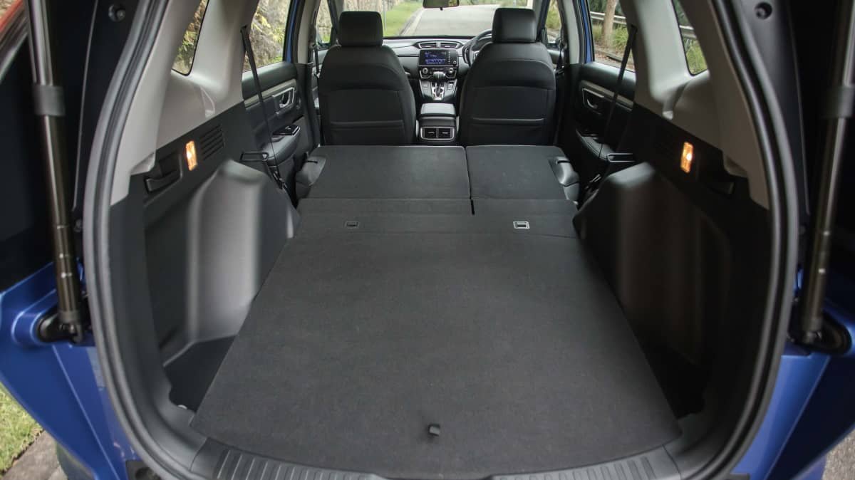 2021 Honda CR-V VTi L v Ford Escape Vignale comparison-1