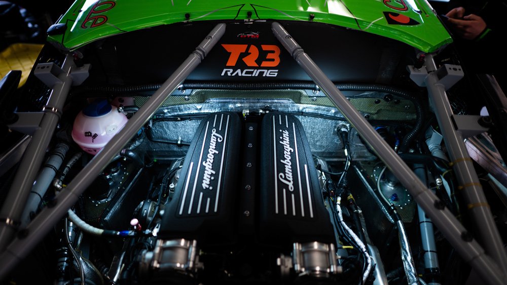 A look at the Lamborghini Huracán GT3 EVO's naturally aspirated V-10 engine.