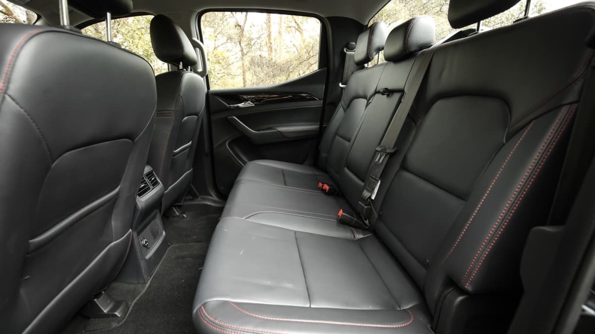 2022 LDV T60 Max Luxe automatic review-2