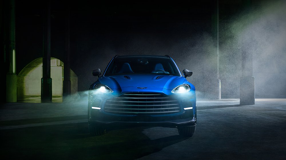 Aston Martin DBX707