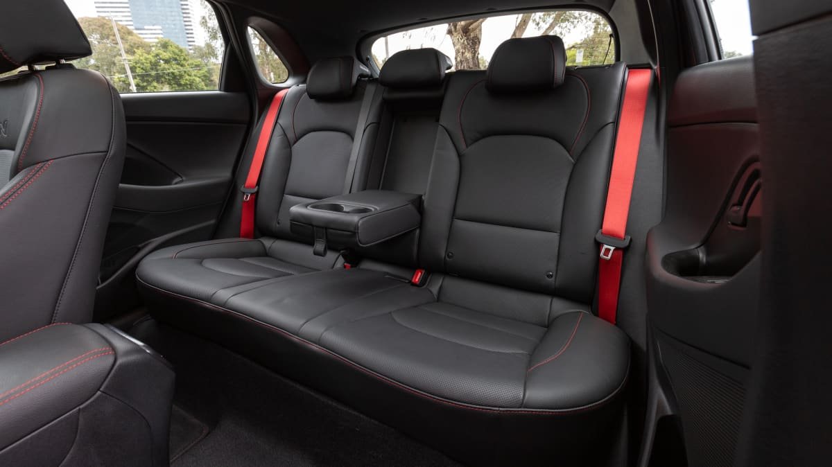 2021 Hyundai i30 N Line Premium v Volkswagen Golf R Line-1