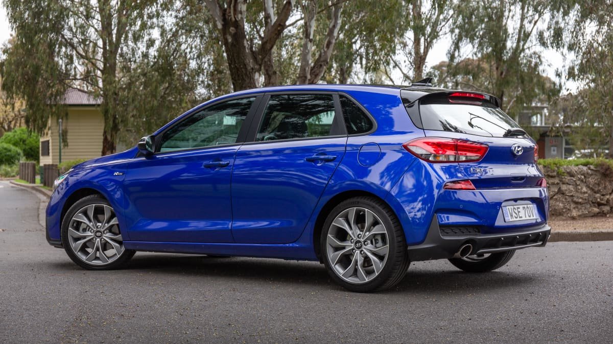 2021 Hyundai i30 N Line Premium v Volkswagen Golf R Line-0