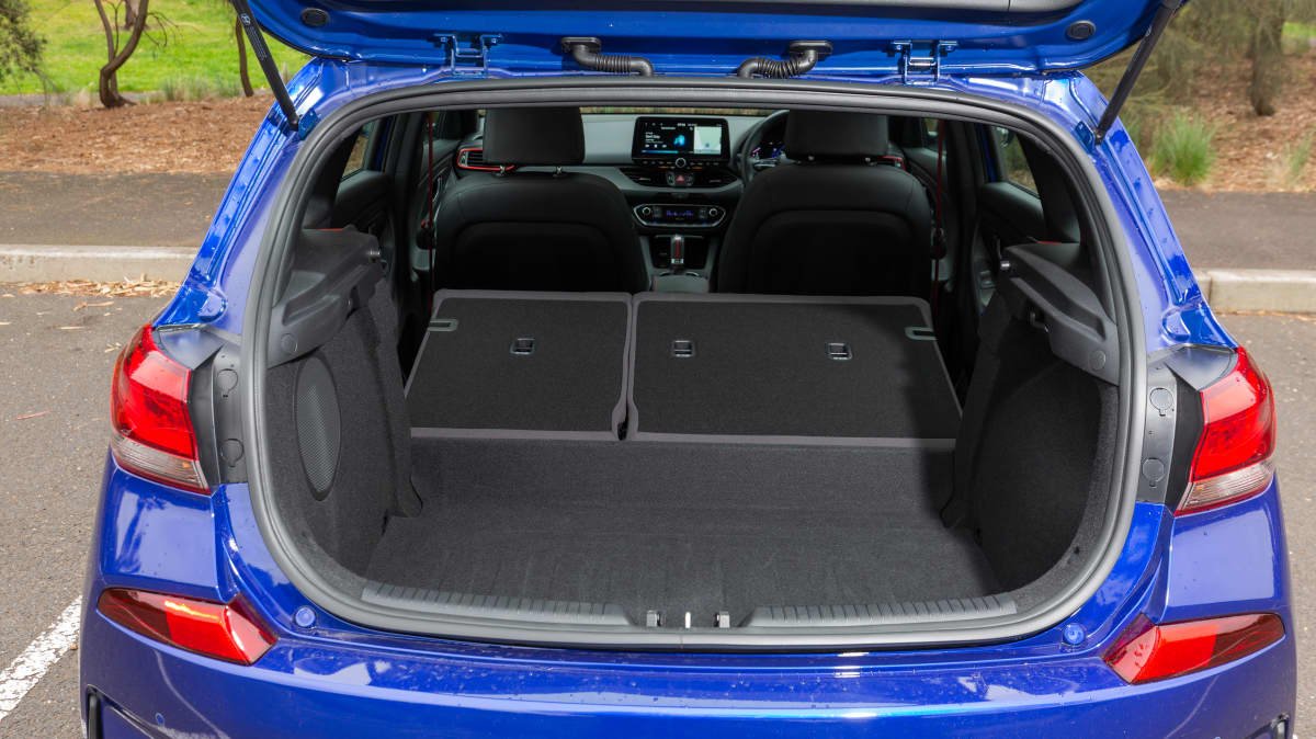 2021 Hyundai i30 N Line Premium v Volkswagen Golf R Line-2