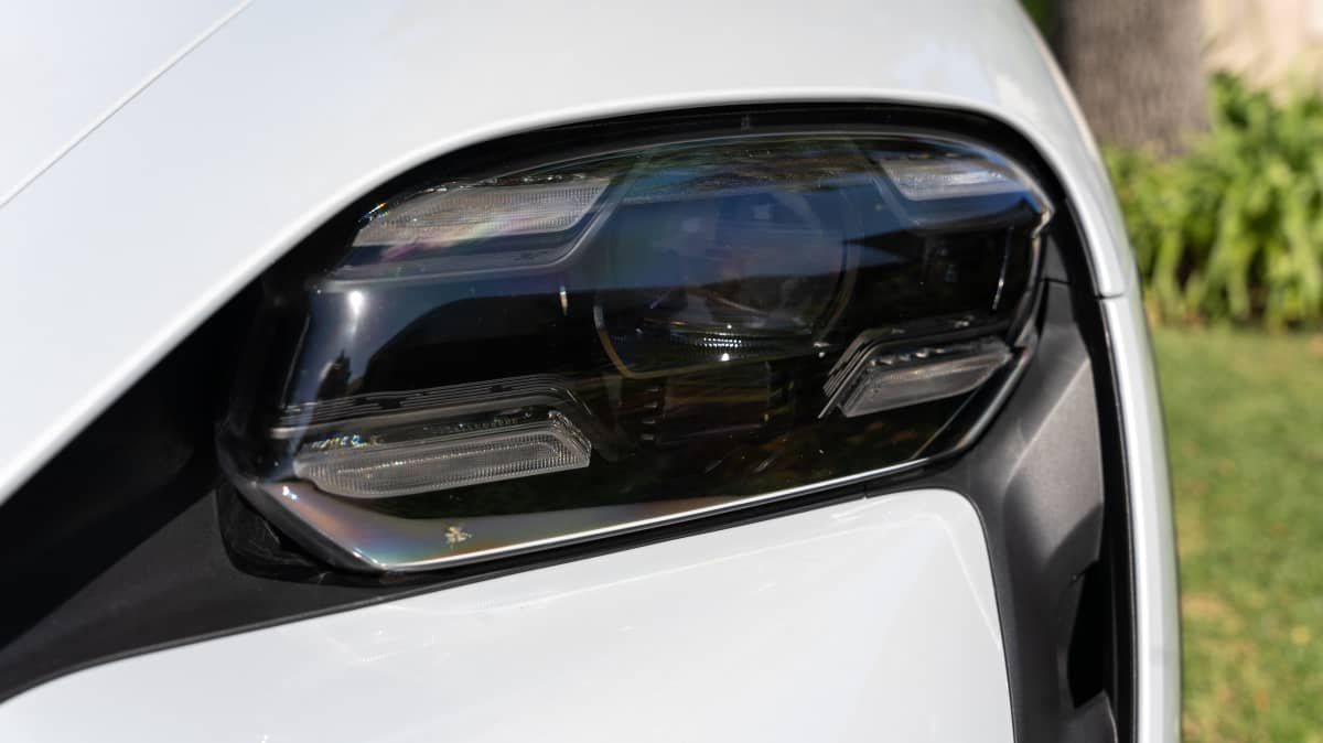 2022 Porsche Taycan Turbo Cross Turismo review-1