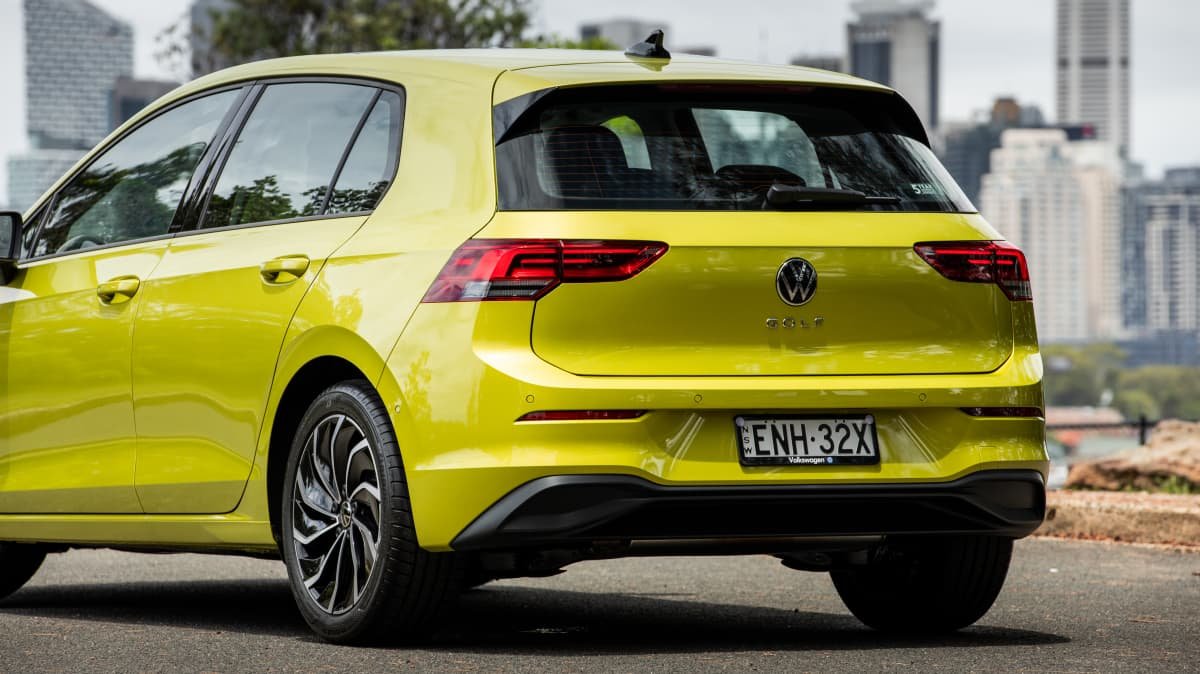 2022 Volkswagen Golf 110TSI Life review-1