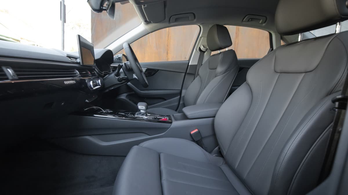 2021 Audi A4 v 2021 BMW 330i comparison-1