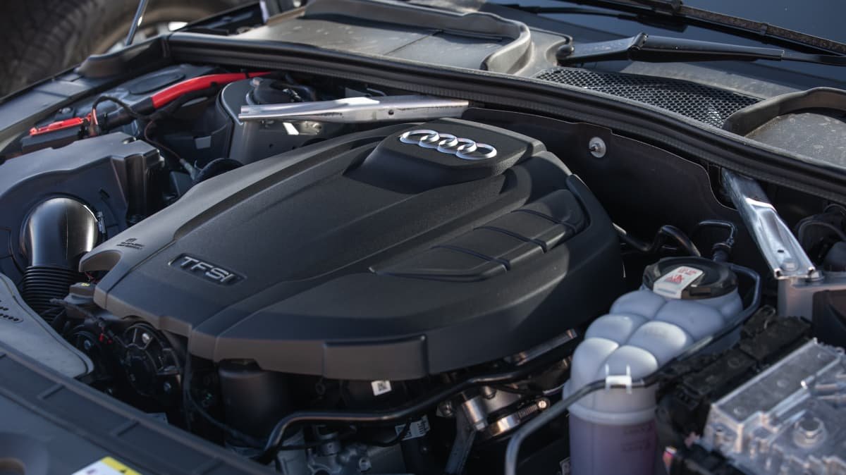 2021 Audi A4 v 2021 BMW 330i comparison-0