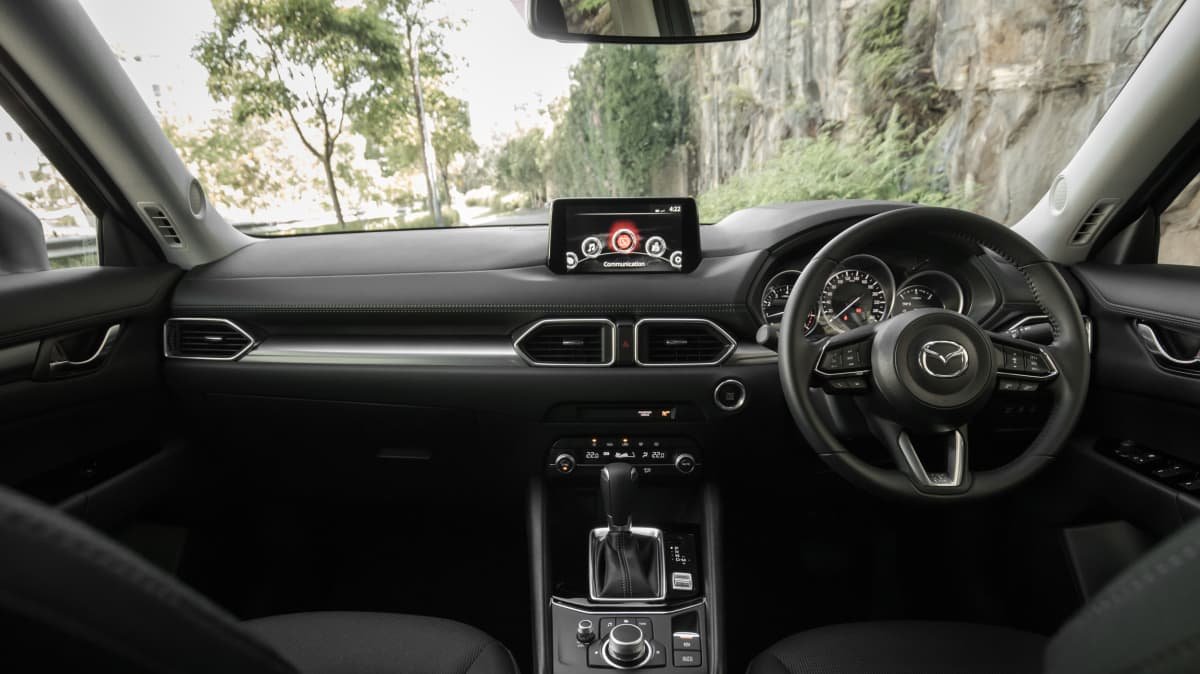 2021 Honda CR-V v 2021 Mazda CX-5 comparison-0