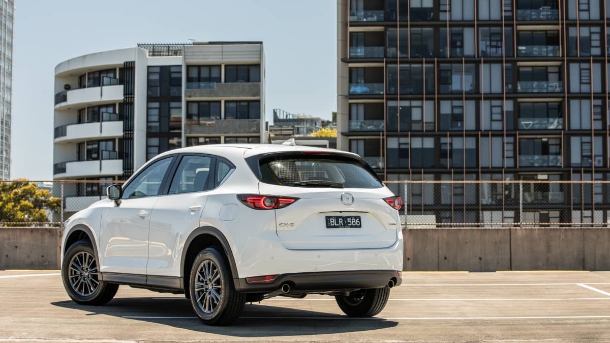 2021 Honda CR-V v 2021 Mazda CX-5 comparison-0