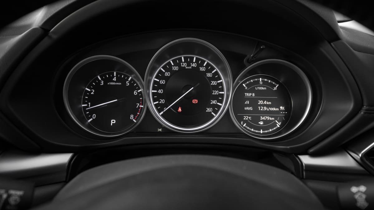 2021 Honda CR-V v 2021 Mazda CX-5 comparison-0