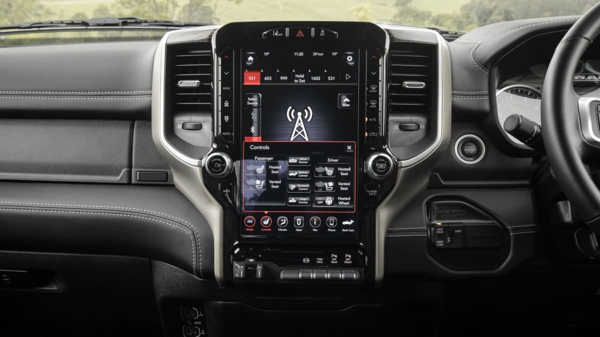 2022 Ram 2500 Laramie review-2