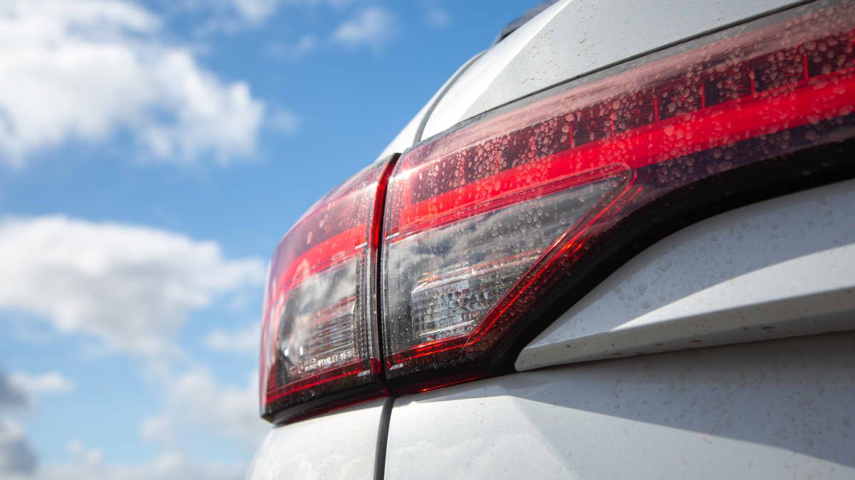 2022 Mitsubishi Outlander Exceed Tourer review-1