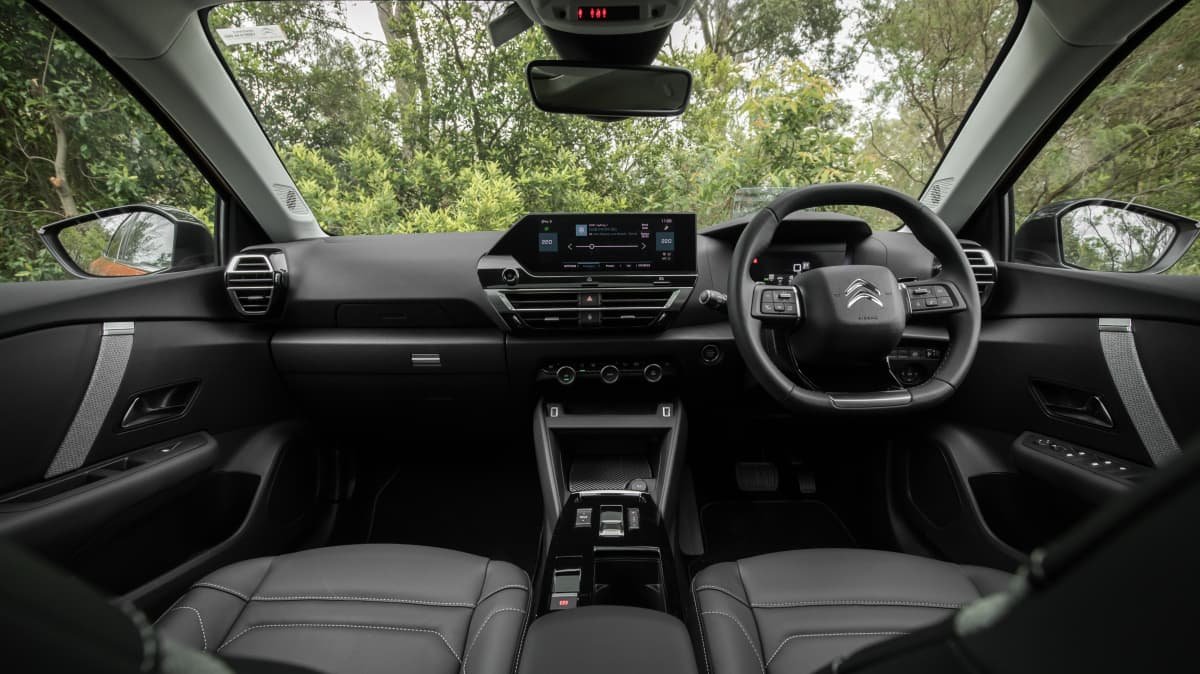 2022 Citroen C4 Shine v Haval Jolion Ultra comparison-0