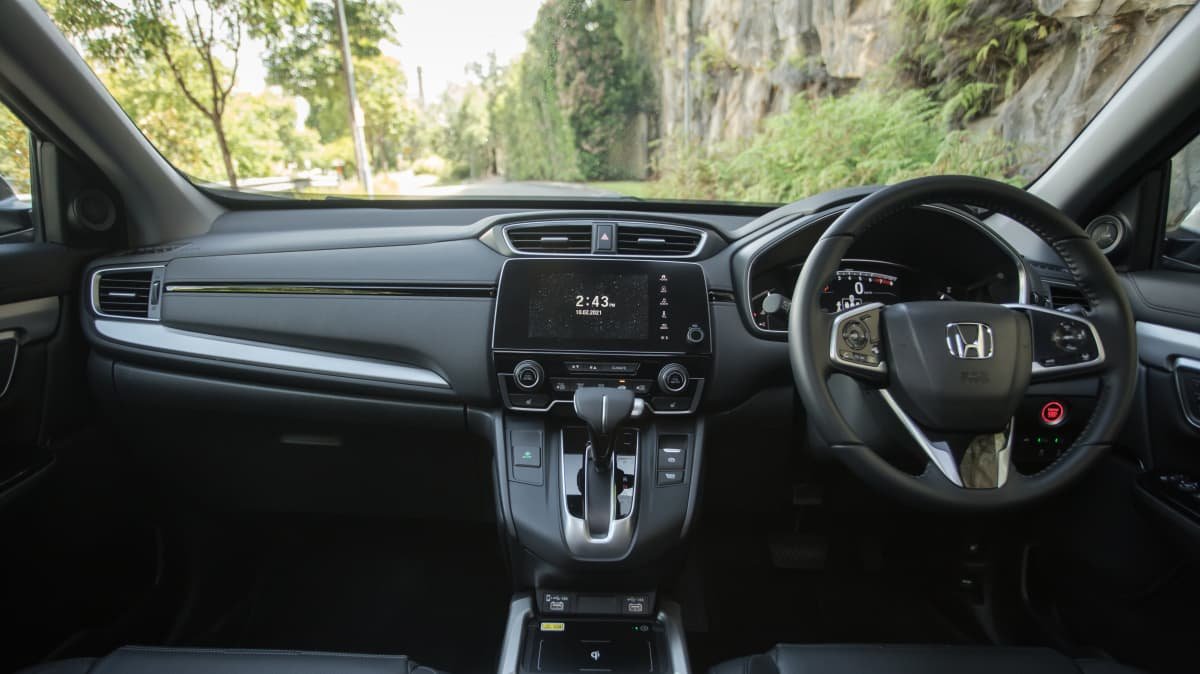 2022 Honda CR-V VTi L7 v Mazda CX-8 Sport comparison-0