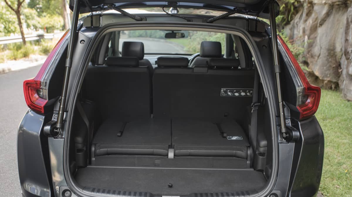 2022 Honda CR-V VTi L7 v Mazda CX-8 Sport comparison-2
