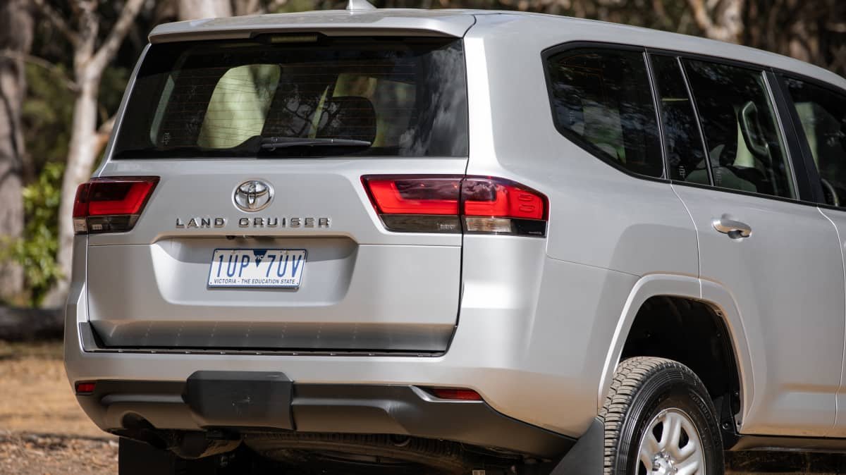 2022 Toyota LandCruiser 300 GX review-2