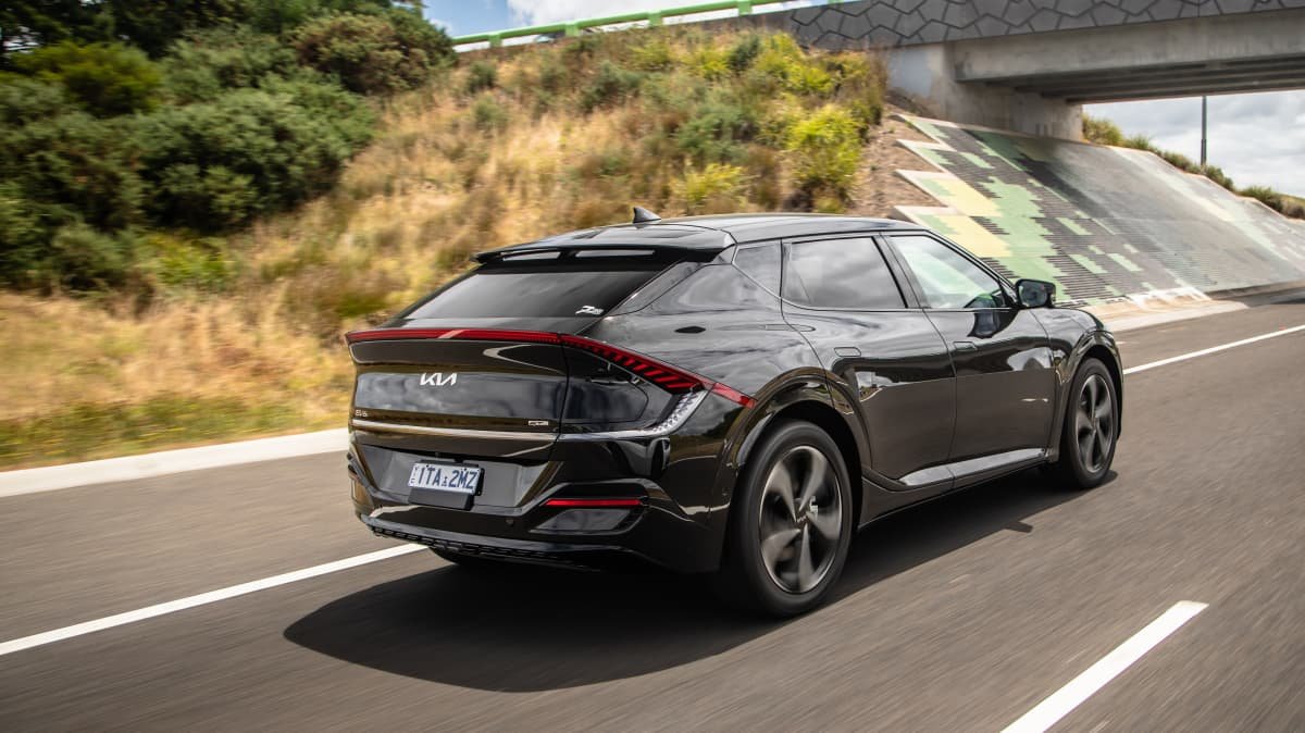2022 Hyundai Ioniq 5 v Kia EV6 comparison-0