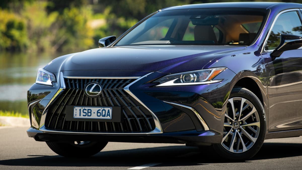 2022 Lexus ES250 Luxury review-0