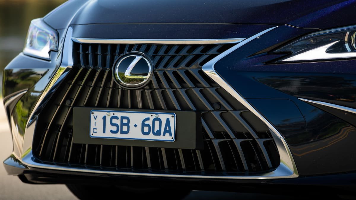 2022 Lexus ES250 Luxury review-2