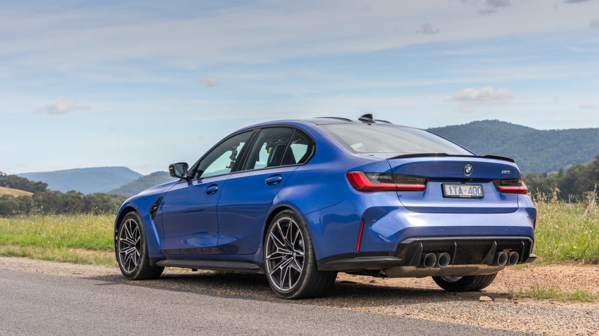 2022 BMW M3 manual review-1
