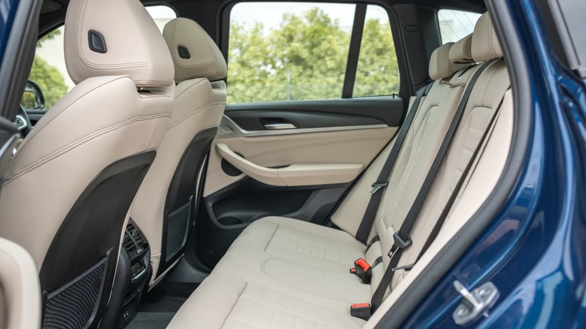 2022 BMW X3 xDrive30e review-2