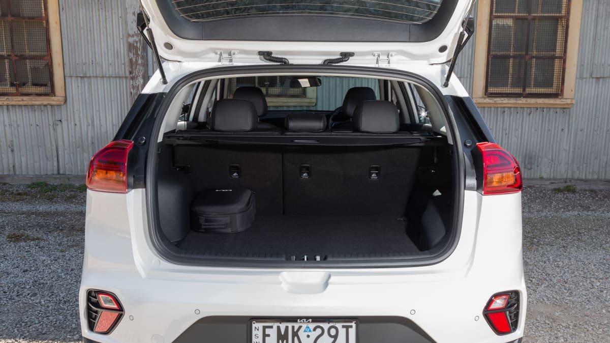2022 Kia Niro S Plug-in Hybrid review-3