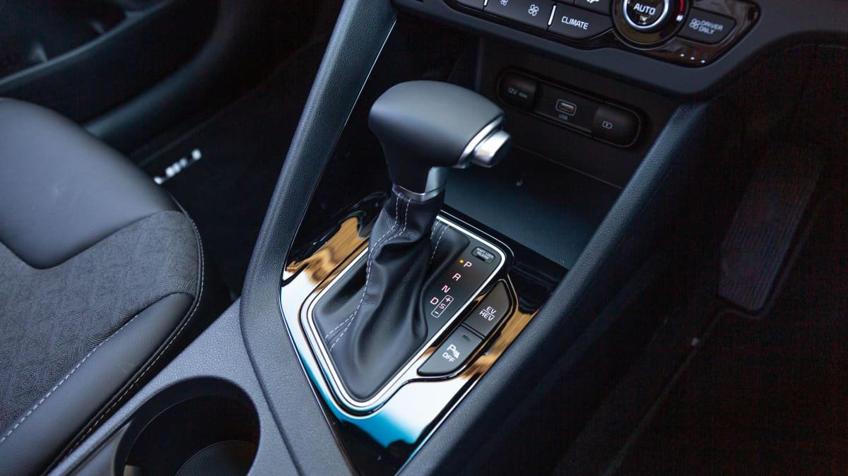 2022 Kia Niro S Plug-in Hybrid review-3
