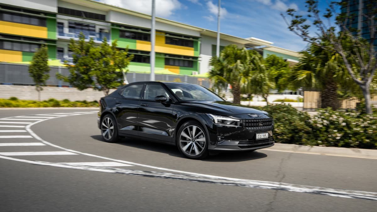 2022 Hyundai Ioniq 5 v 2022 Polestar 2 comparison-0