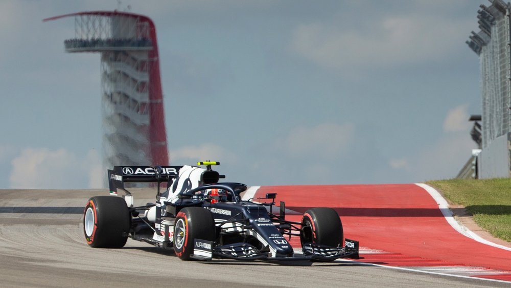 An AlphaTauri race car gets put though its paces during a practice session before the Formula Aramco United States Grand Prix 2021.