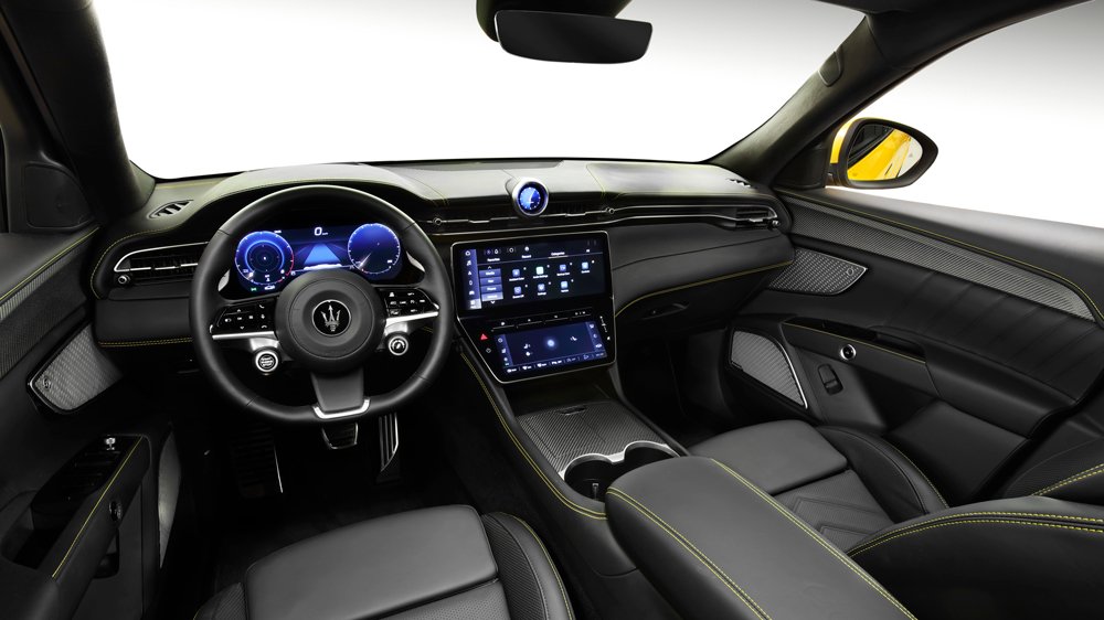 The interior of the 2023 Maserati Grecale Trofeo SUV.