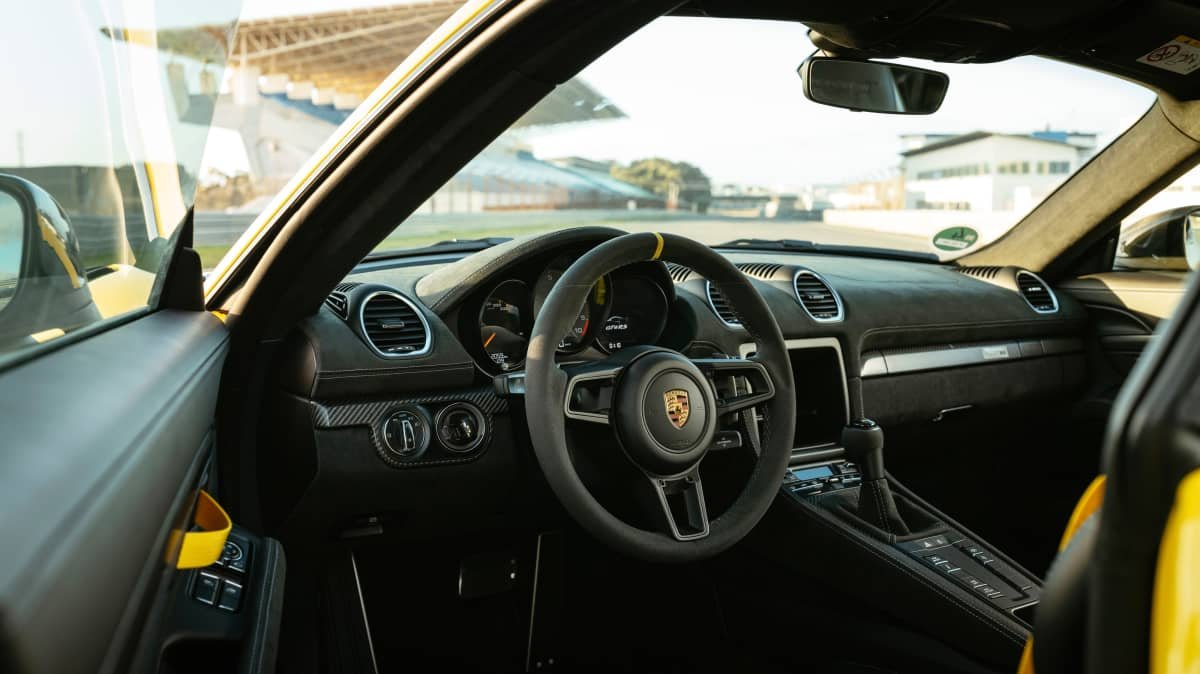 2022 Porsche 718 Cayman GT4 RS review – Track test-1