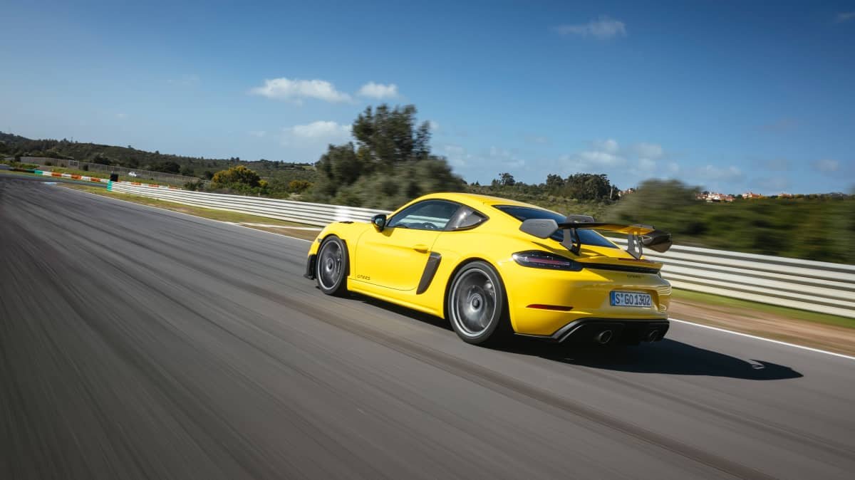 2022 Porsche 718 Cayman GT4 RS review – Track test-1