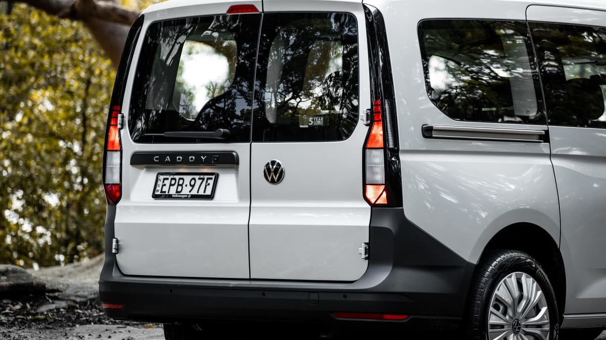 2022 Volkswagen Caddy Crewvan TDI320 review-2