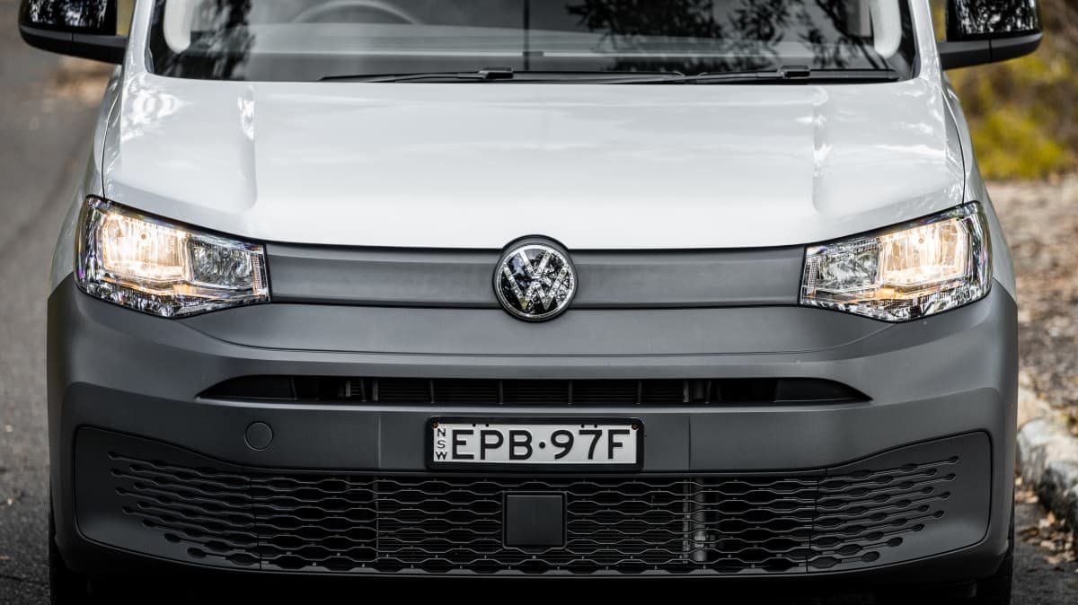 2022 Volkswagen Caddy Crewvan TDI320 review-0
