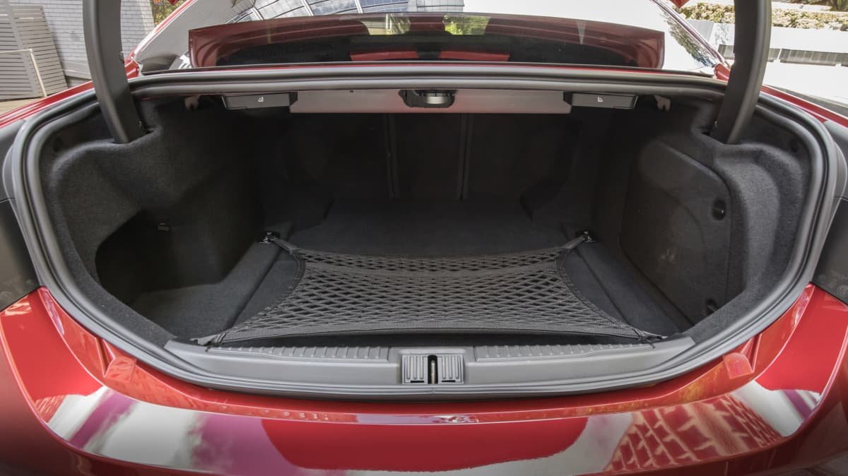 2022 Alfa Romeo Giulia Quadrifoglio review-3