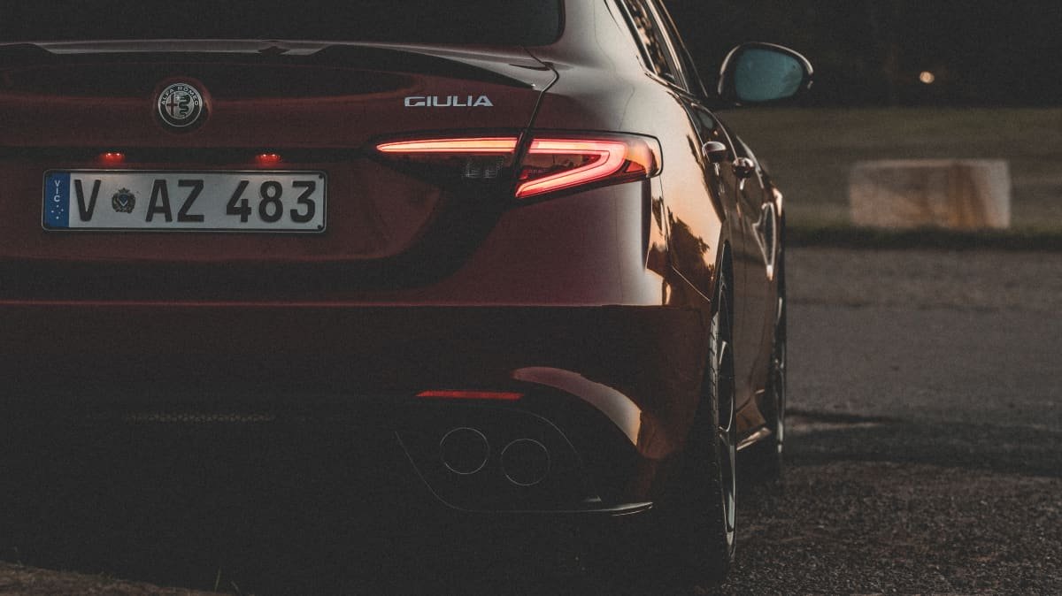2022 Alfa Romeo Giulia Quadrifoglio review-2