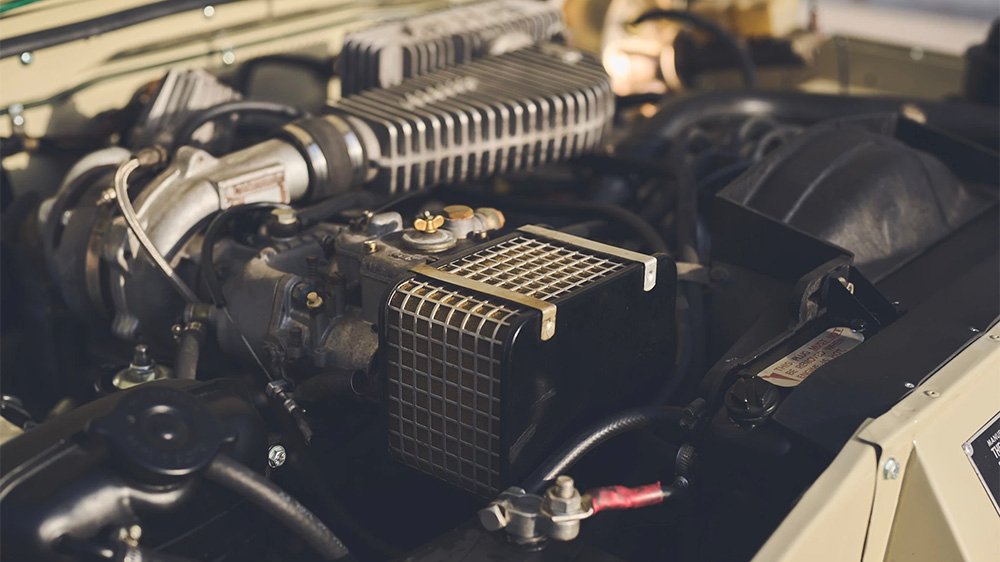 Under the hood of the Franz Albert-tuned 1972 Range Rover V210