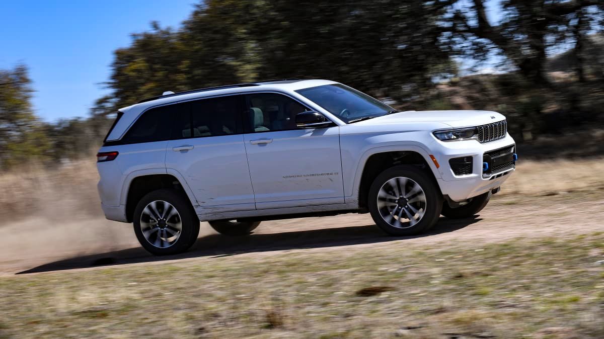 2022 Jeep Grand Cherokee 4xe review: International first drive-1