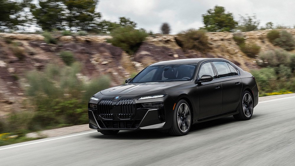 2023 BMW 760i xDrive