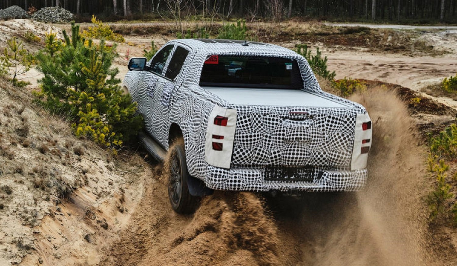 New VW Amarok pre-production details