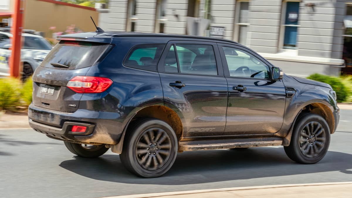 4×4 Wagon versus 4×4 Ute comparison-1