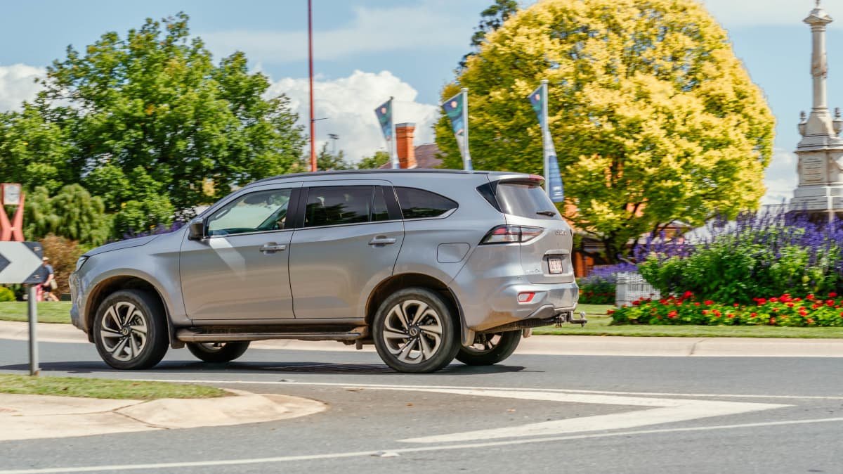 4×4 Wagon versus 4×4 Ute comparison-1