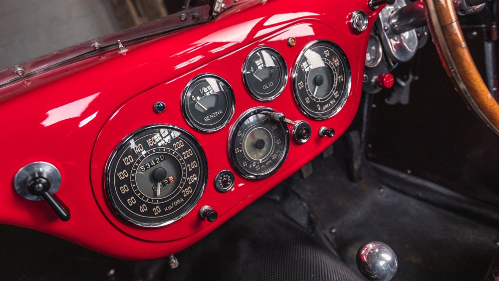 The dashboard of a 1953 Ferrari 340 MM with a body by Vignale.
